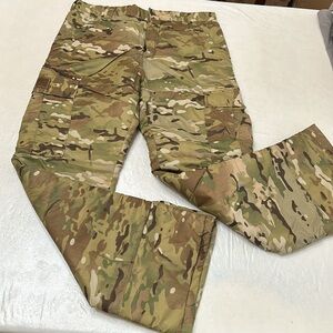 Fillmore INSULATED STANDARD ISSUE CARGO - Camo